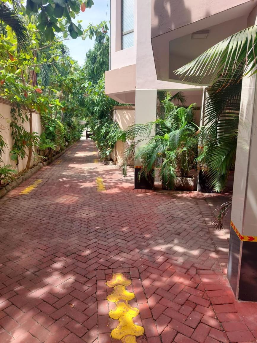 Ayodya Suites Nyali Nyali Beach エクステリア 写真